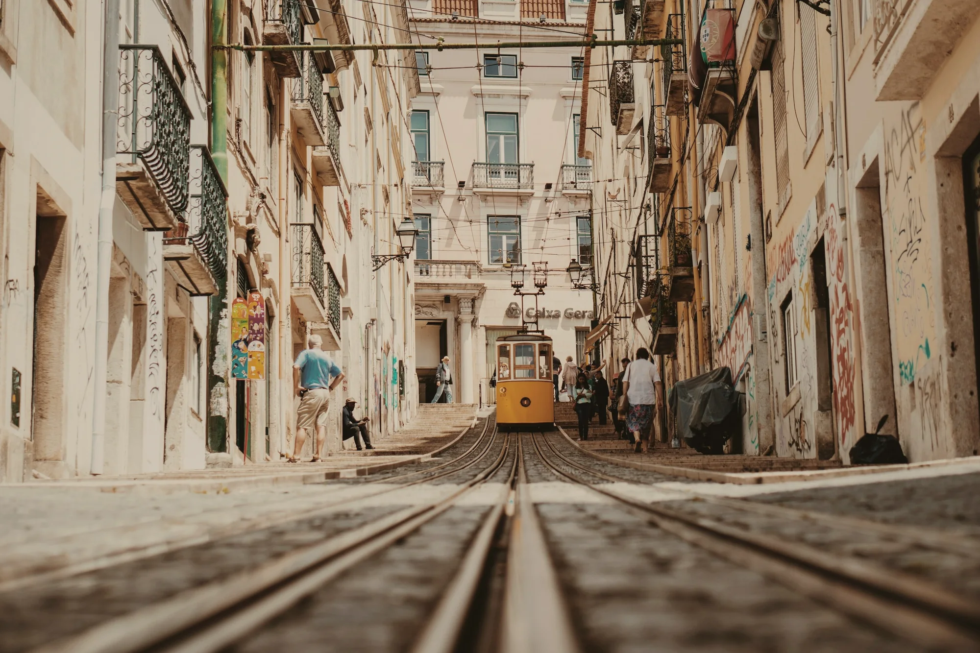 Bica funicular rails
